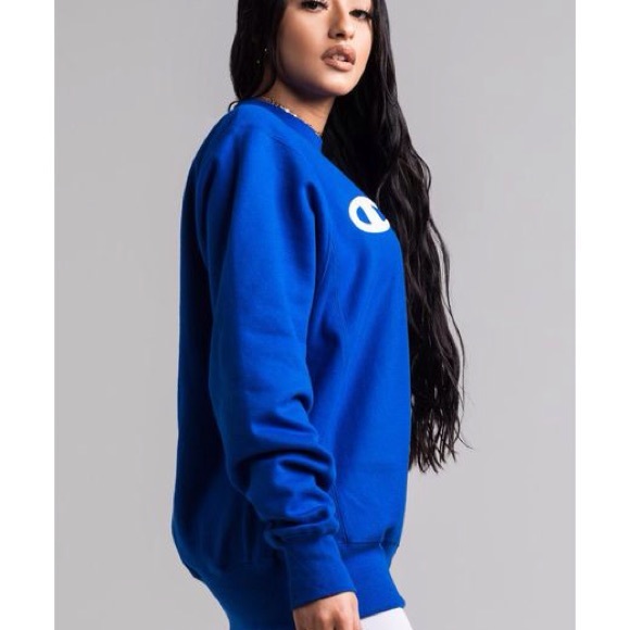 New Champion Reverse Weave Logo Sweatshirt Last 1 - Picture 2 of 8